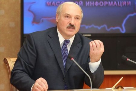 Lukoşenko: Yalnız tənbəllər Belarusda gəlirsiz qala bilər