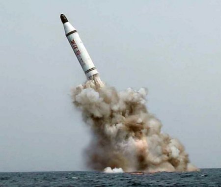 Şimali Koreya ballistik raketini sınaqdan keçirib