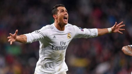 Ronaldo Avropanın ən yaxşı futbolçusu seçildi