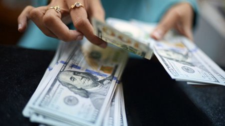 Dolların yeni iş həftəsinə olan