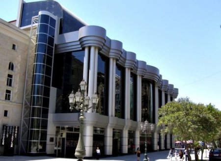 Gənc Tamaşaçılar Teatrının sabiq direktor müavini dünyasını dəyişib