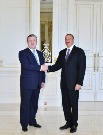 İlham Əliyev Gürcüstanın Baş nazirini qəbul edib