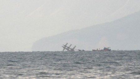 Antalyada turist gəmisi qəzaya uğrayıb