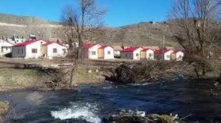 Ermənilər Laçında yeni yaşayış kvartalı saldılar