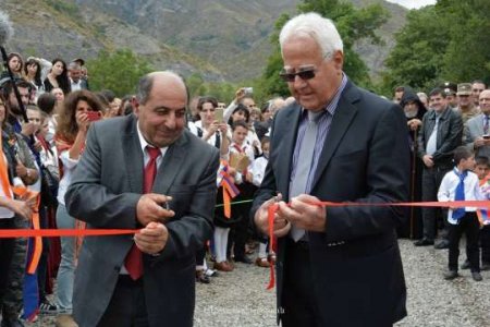 Ermənilər Laçında yeni yaşayış kvartalı saldılar