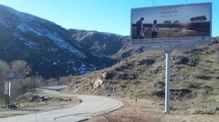 Ermənilər Laçında yeni yaşayış kvartalı saldılar