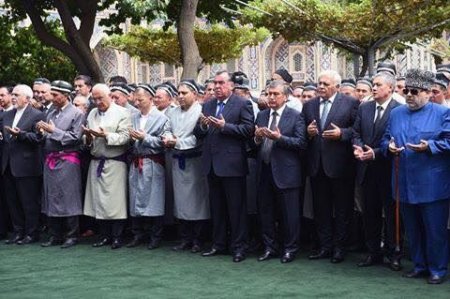 İslam Kərimovun dəfn mərasimi