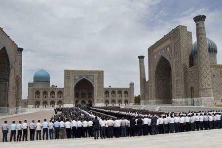 İslam Kərimovun dəfn mərasimi
