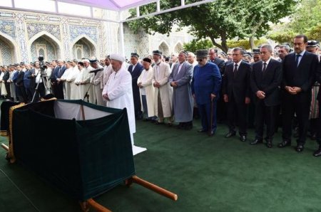 İslam Kərimovun dəfn mərasimi