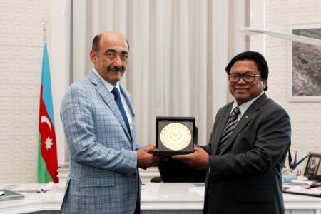 Əbülfəs Qarayev İndoneziyanın Xalq Konsultativ Konqresinin sədr müavini qəbul edib