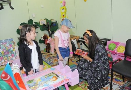 Leyla Əliyeva Milli Onkologiya Mərkəzinin Uşaq Klinikasında olub