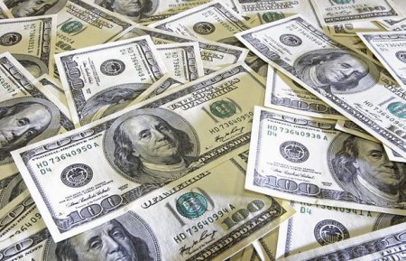 Dollar bütün dünyada bahalaşmağa başladı