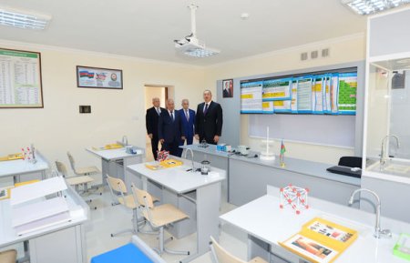 İlham Əliyev paytaxt məktəblərində