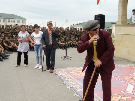 Füzuli Dövlət Dram Teatrı “Qurban bayramı” münasibətilə “N” saylı hərbi hissədə əsgərlərlə görüşüb