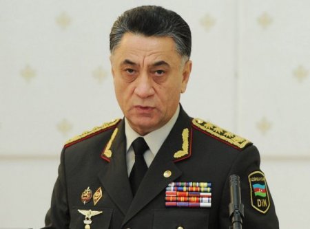 Polis generalı təqaüdə göndərildi