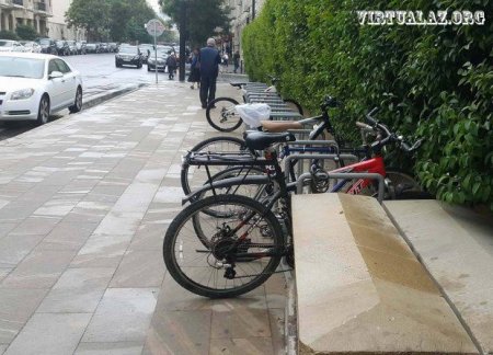 Bakıda velosiped dayanacaqları quraşdırılır