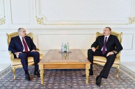 İlham Əliyev İlyas Umaxanovla görüşüb