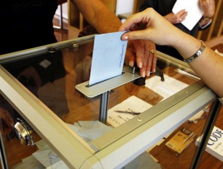 Referendum baş tutmuş hesab olunur