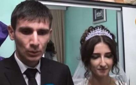Toy günü səs verən cütlüyə icra başçısından hədiyyə