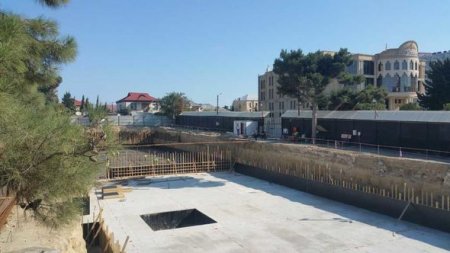 Nazir səhlənkarlığa yol verən kollec direktorunu işdən çıxarıb