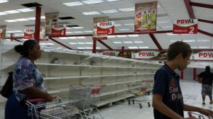 Neft ölkəsinin əhalisi acından ölür: heç tualet kağızı da yoxdur... Neft ölkəsinin əhalisi acından ölür: heç tualet kağızı da yoxdur...