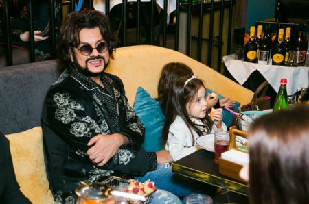 Emin Ağalarov yeni restoran açdı