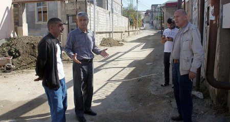 Bakının bu ərazisində bahalı evlər “su qiymətinə” satılır