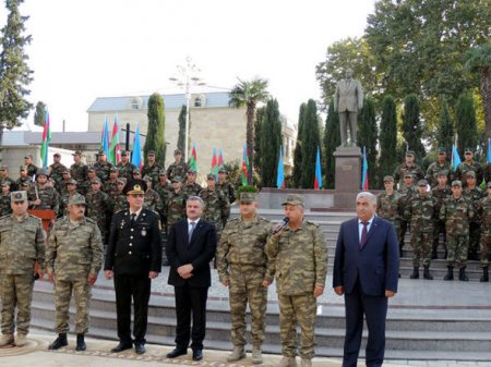 Aprel döyüşlərinin iştirakçıları ehtiyata buraxıldı