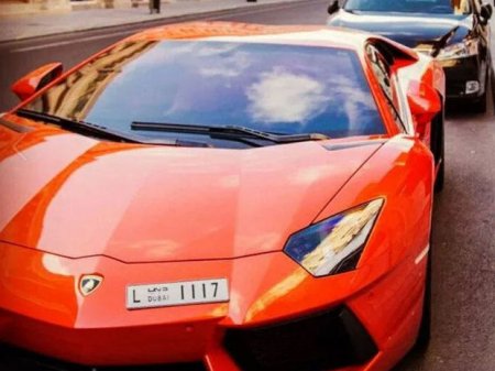 Bakıda Dubay nömrəli “Lamborghini” cərimə meydançasına salındı