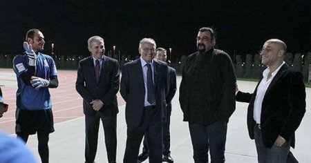 Azərbaycanlı futbolçu Stiven Siqalı təhqir etdi