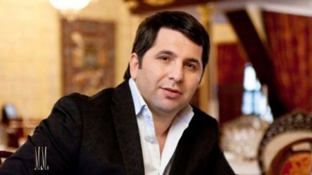 XİN Rusiyanın tanınmış musiqiçilərinin adını “qara siyahı”dan çıxarıb