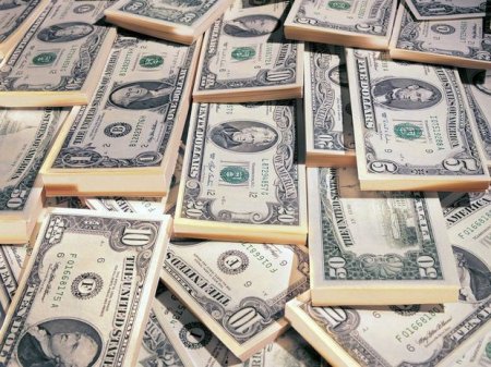 Dollar bahalaşır