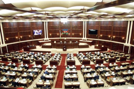 Prezidentin fəaliyyətini təmin edən orqanlarda yeni vəzifələr yaradılıb