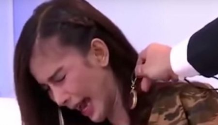Canlı efirdə aktrisanın bədəninə “ruh girdi”