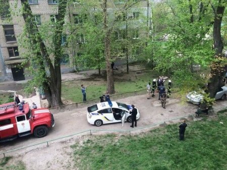 Taylandda polislər ölümdən son anda canlarını qurtardı