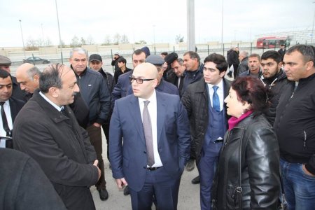 Nəqliyyat agentliyinin direktoru avtobusları şəxsən yoxladı