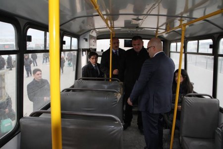 Nəqliyyat agentliyinin direktoru avtobusları şəxsən yoxladı
