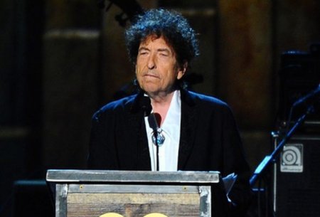 Bob Dilan Nobel mükafatını qəbul etmək qərarına gəlib