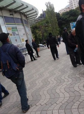 “Qara bazar”da dolların qiyməti