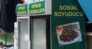 Bakıda pulsuz soyuducu paylanır: ehtiyacı olanlara