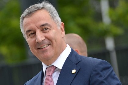 Azərbaycana ada satan ölkədə: ruslar baş naziri snayperlə vurub hakimiyyəti devirmək istədi Azərbaycana ada satan ölkədə: ruslar baş naziri snayperlə vurub hakimiyyəti devirmək istədi