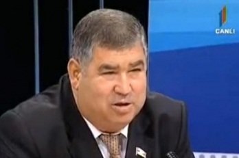 Keçmiş deputat-oliqarx Fərhad Qəribov kazinoda 270 min dolları belə uduzdu