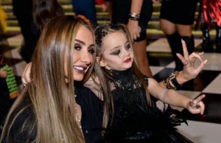Banu ilə anası “Halloween”i belə qeyd etdi
