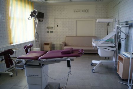 Azərbaycanda xəstəxananın işığı söndü, körpə uşaqlar təhlükə ilə üzləşdi