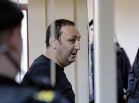 Azərbaycanlı oliqarxların 1 milyardlıq var-dövlətinə həbs qoyuldu