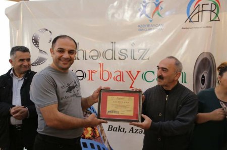 "Sərhədsiz Azərbaycan"-lılar mükafatlandırıldı