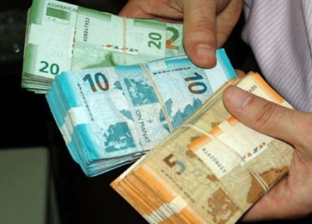 Mərkəzi Bank manatın aqibətini açıqladı, yeni devalvasiya təhlükəsinə şərh vermədi