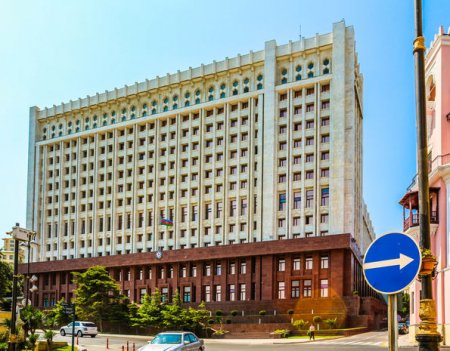 Azərbaycan Hökuməti Trampla bağlı açıqlama verdi
