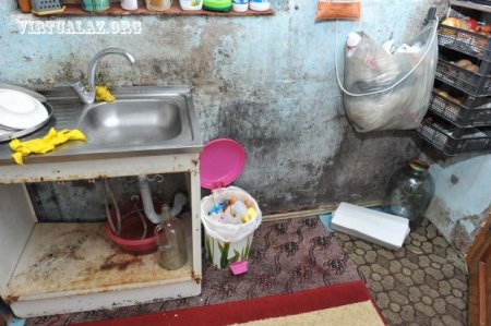 Bakıda bina 18 metr sürüşdü, sakinlər küçədə gecələyir