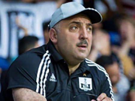 Bəhram Bağırzadə “Neftçi”dən istefa verdi